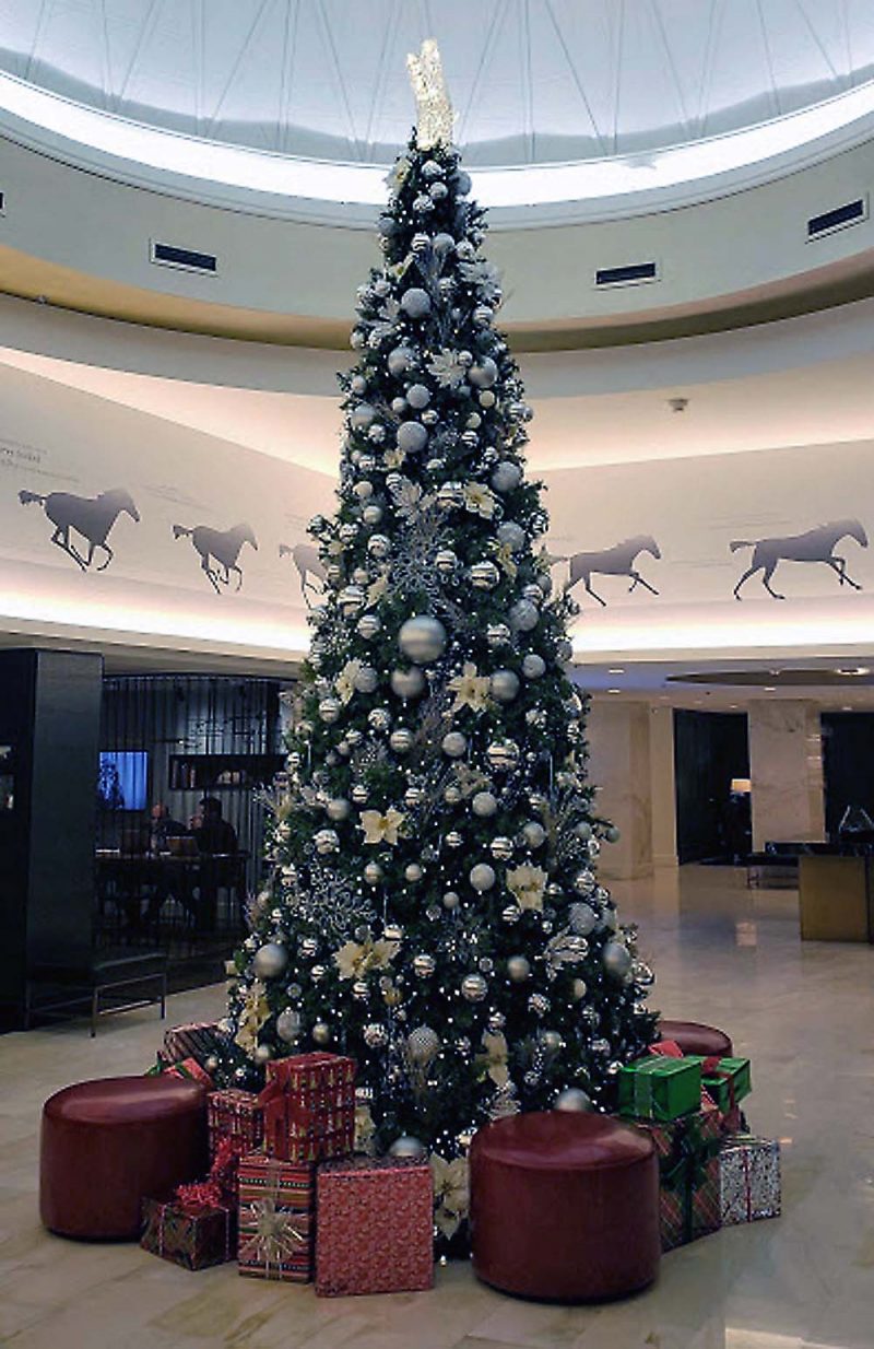 Commercial Holiday Decor by Foliate Plant Service